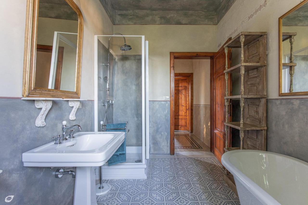 Villa Giardino Lucca Heated Pool, 2 Miles Lucca Capannori Zewnętrze zdjęcie